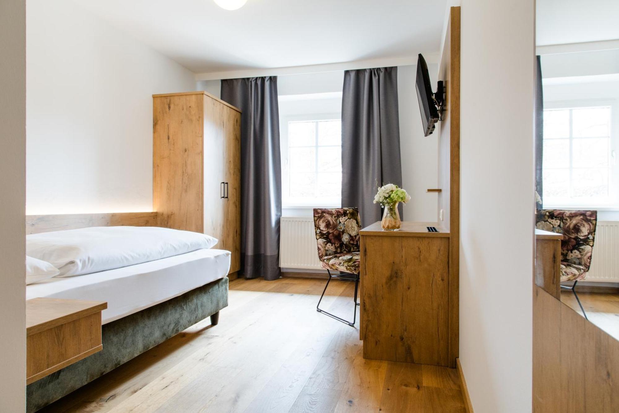 Gasthof Fischer Doernbach Wilhering Bagian luar foto